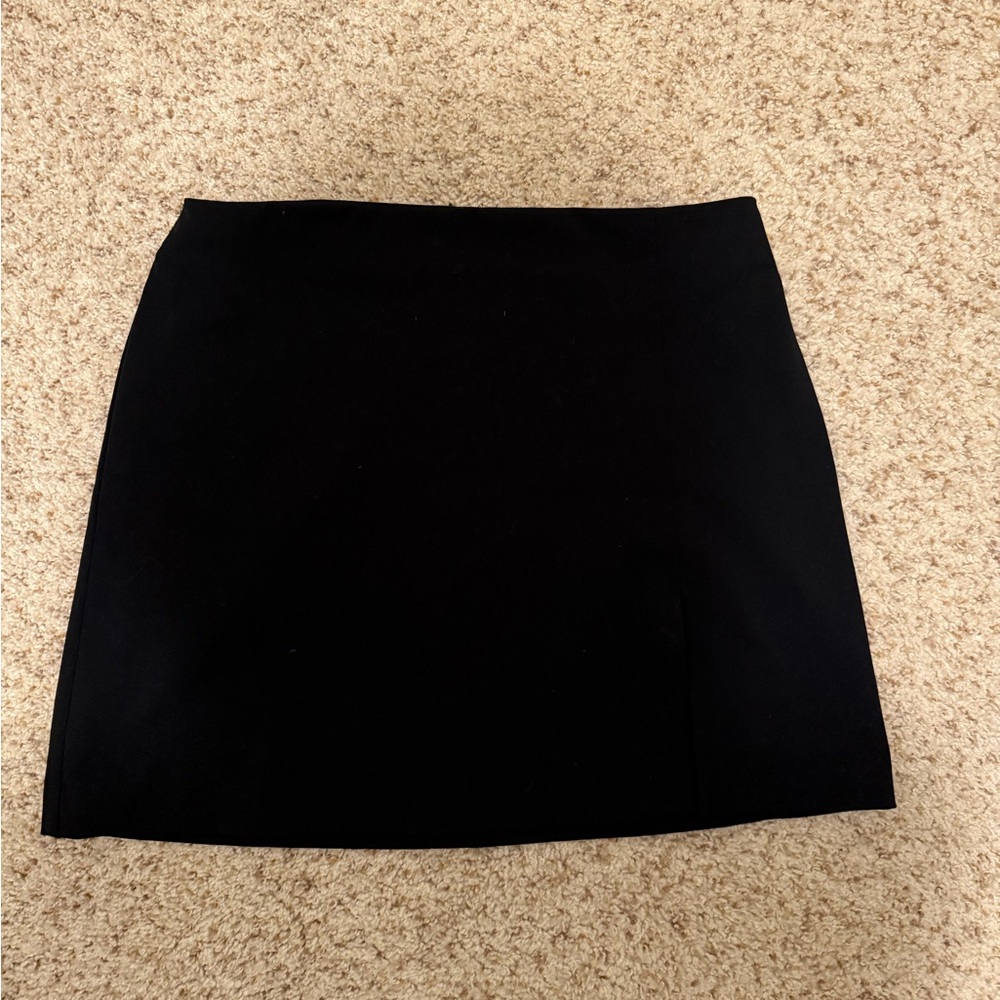 ARITZIA SUNDAY BEST TATIANA SKIRT